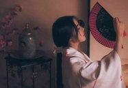 云南小姐姐和小哥哥亲嘴,小姐姐小哥哥深情吻痕