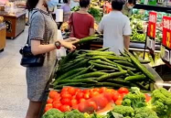 小姐姐去商场选甜品店,小姐姐商场甜品店寻味记